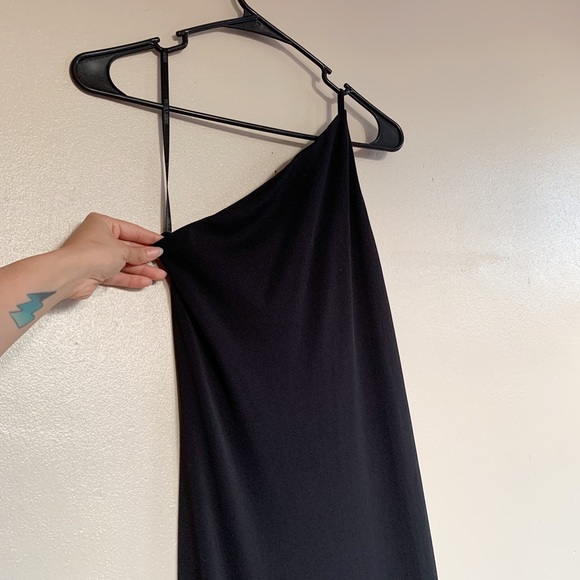 Asymmetrical Evening Dress - Picture 6 of 8